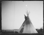 F801a. Painted Tipi. Crow.